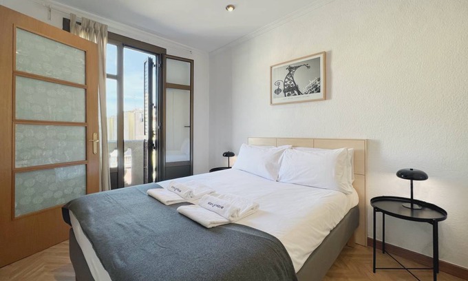 La Nova Esquerra de l'Eixample Apartment | 69 m² Apartment ∙ 2 bedrooms ∙ 4 guests
