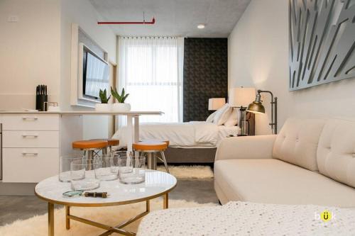 La California Apartment | Escalante Executive Studio AC