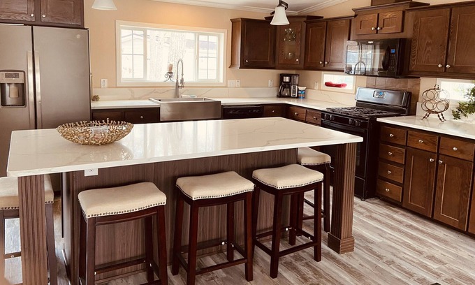 Galloway House | Escape and stay in this luxury home near lake/Fresh air & wildlife-Pet Friendly