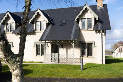 Enniskillen House | Escape Ordinary at Lough Erne GV - No.32