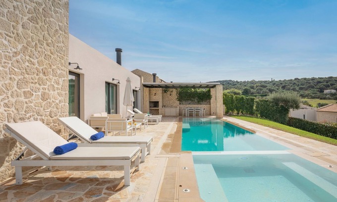 Kavvadades Villa | Escape to Luxury in Kavvadades, Corfu at Lithari Pende Villa