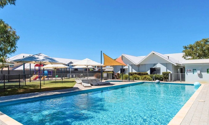 Broadwater Villa | Escape to the Cape - Villa 15