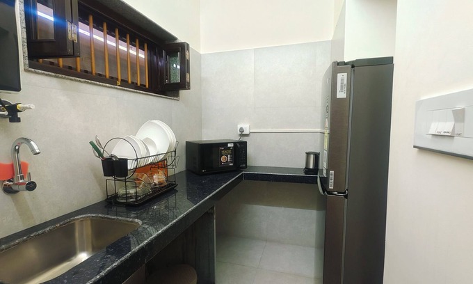 Sambalpur Apartment | Escape to this charming apartment with a touch of nature in centre of town.