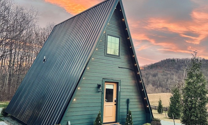 Etlan Apartment | Escape to this unique a-frame cabin minutes from Old Rag Mountain