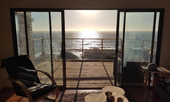 El Quisco House | Espectacular cabaña Las Rocas de Algarrobo - El Quisco Norte Vista a la rompiente de la ola