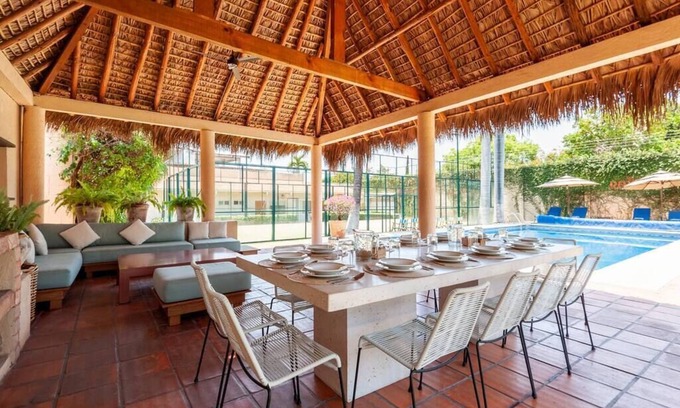 Centro House | Espectacular Finca con Alberca La Caprichosa
