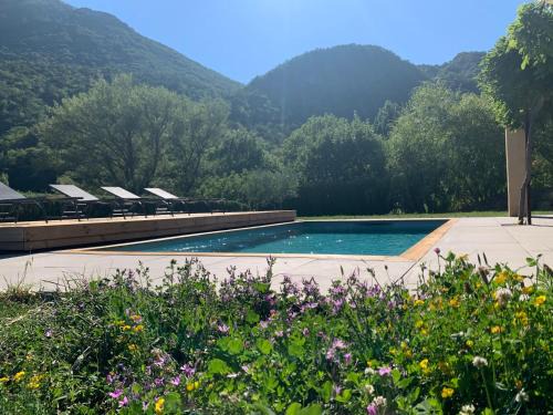 Saint-Ferreol-Trente-Pas Villa | Estive des Angelettes Piscine chauffée Sauna