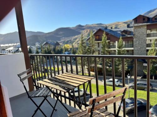 Formigal Apartment | Estudio con increíbles vistas a la montaña en el centro de Formigal - Esquía sin llaves