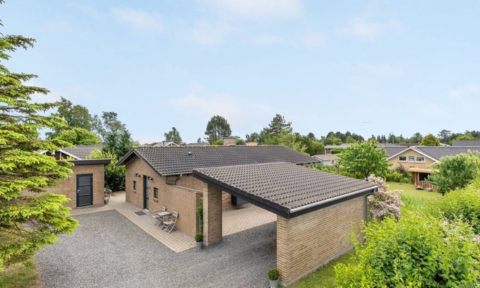 Bog By House | "Evangelia" - 1.2km from the sea by Interhome