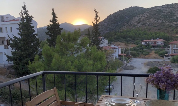 Datca City Center Condo | evdatca, Üst Kat, 1+1 Daire