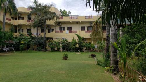 Panch Batti House | Ever green guest house