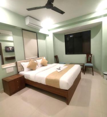 Santacruz Hotel | Everest Stays Rooms and Dormitory