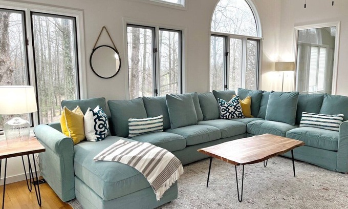 Afton House | Everley Whole Property