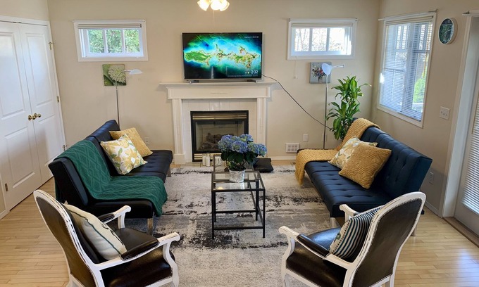 South Central House | Everything Close by Walk Out Suite 1 Minute to the Lake