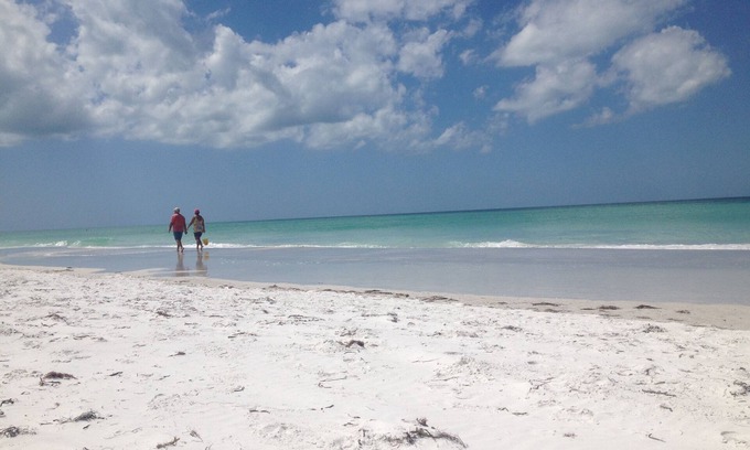 Anna Maria House | Everything inside is new and beachy! Two blocks to Bean Point Beach!