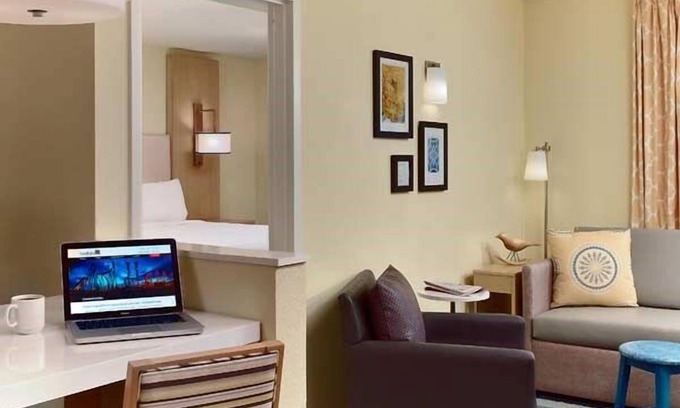 Andover Hotel | Everything You Need For The Perfect Vacation! Pets are Welcome! Parking, Pool!