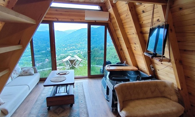 Arhavi House | Evi are Completely First Class Wood and Have a Fireplace. You can Sleep in Front