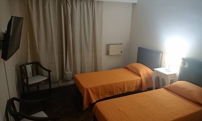 El Centro Apartment | Excellent apartment steps from the obelisk