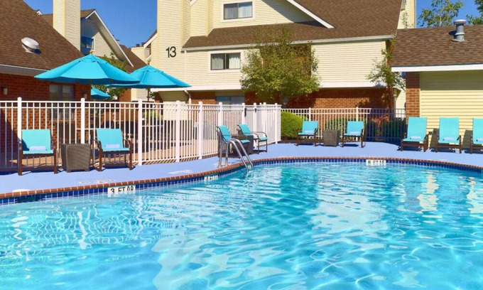 Somers Point House | Excellent Choice! Spacious Unit w/ Full Kitchen, Free Breakfast, Outdoor Pool!