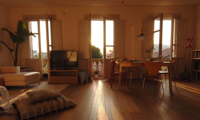 Pontevedra Old Town Apartment | Excellent views on the Plaza de la Verdura