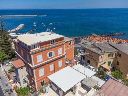 Casamicciola Terme Apartment | Excelsior Mare Suite