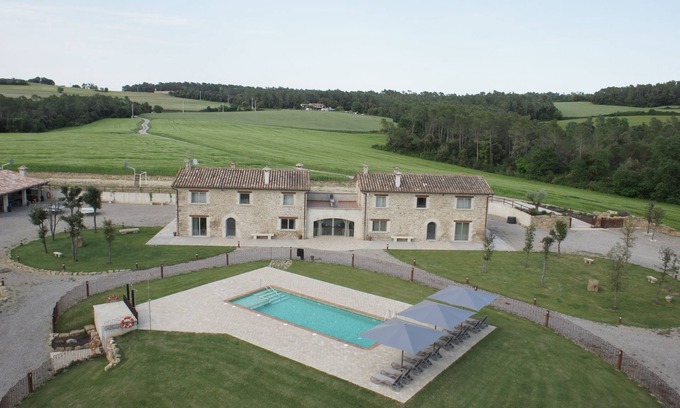 Fontcoberta House | Excepcional Casa Rural Aislada en Paraje Idílico Ideal Para Familias y Grupos