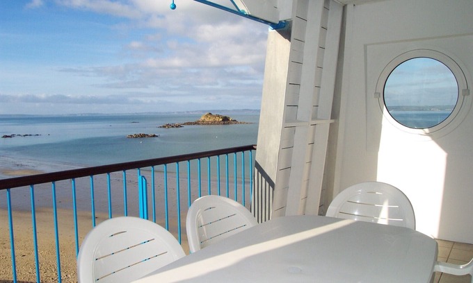 Treboul Apartment | Exceptional location for this seafront apartment