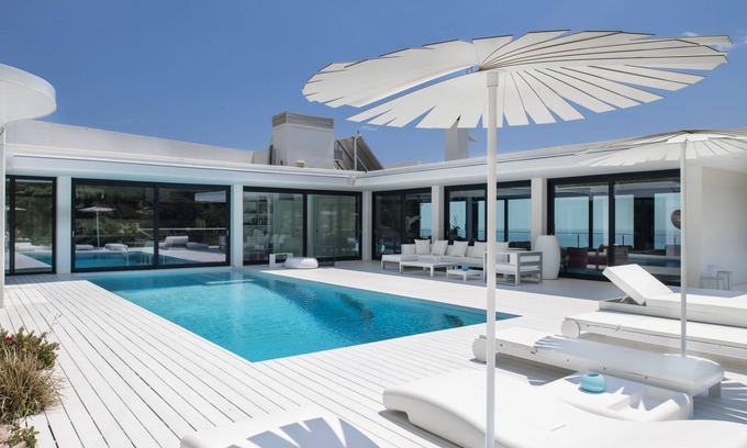 Mas Ram Villa | Exclusiva villa de lujo en Barcelona