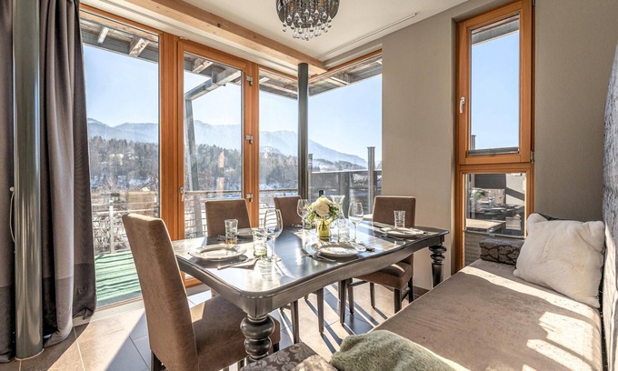 Finkenstein am Faaker See Apartment | Exclusive apartment with private lake access