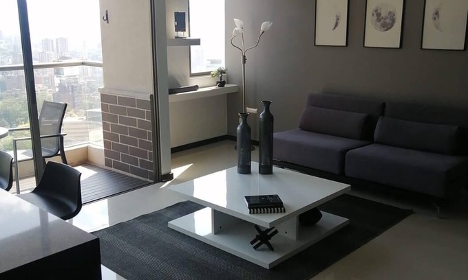 Buenos Aires Apartment | Exclusive apartment, El Poblado, amazing view of the city and mountains