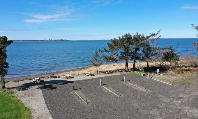 Grays Harbor County Apartment | Exclusive Bayside RV Sites