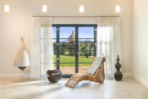 Trionfale Villa | Exclusive Home with pool and iconic View on Saint Peter