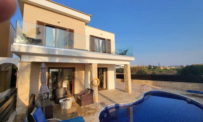 Protaras Villa | EXCLUSIVE LUXURY SEA VIEW VI LLA, CAPE GRECO. BEACH 3 MINUTE WALK ,FREE WI FI