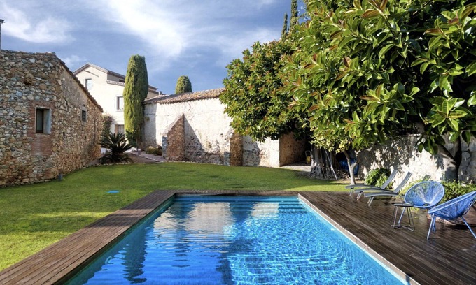 Cabrils House | Exclusive XV century Villa near Barcelona at 2 km. of the beach (free wifi)