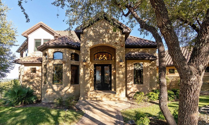 Spicewood House | Executive home with hill country views in gated golf community with amenities