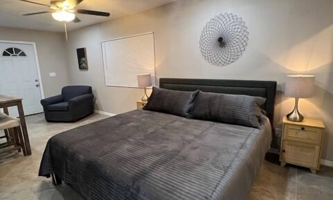 Tucson House | Executive Suite #2 with Parking