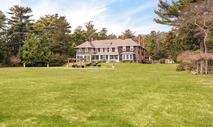 Quogue House | Expansive Quiogue Home Between Westhampton and Quogue, Private Pool and.
