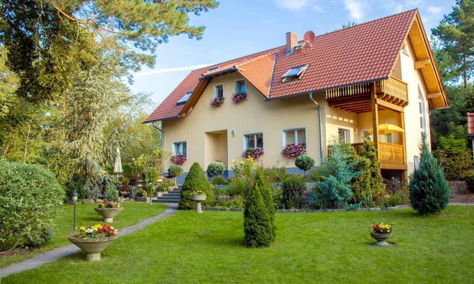 Rahnsdorf Condo | Experience Berlin near the forest and lake