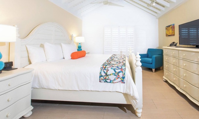 Christiansted Hotel | Experience Christiansted’s Charm from Stylish and Comfortable Waterfront Room