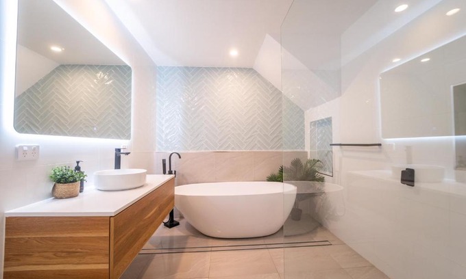 Nelson Bay House | Experience Coastal Bliss at Bagnall's Beach House