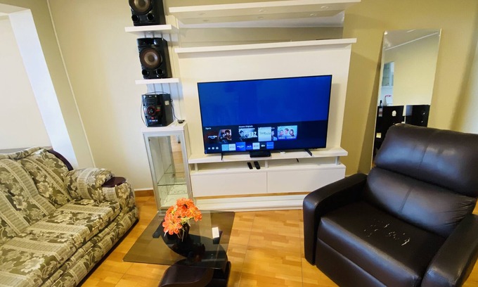 Cercado de Lima Apartment | Explore Lima Downtown Comfortably