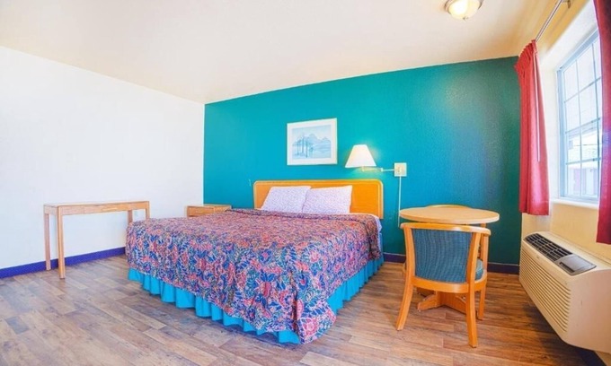 Lordsburg Hotel | Explore Pet Friendly Room Close To Lordsburg Attractions
