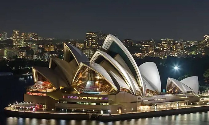 The Rocks Apartment | Explore Sydney from this charming 1-bed apartment in an historic 1904 building