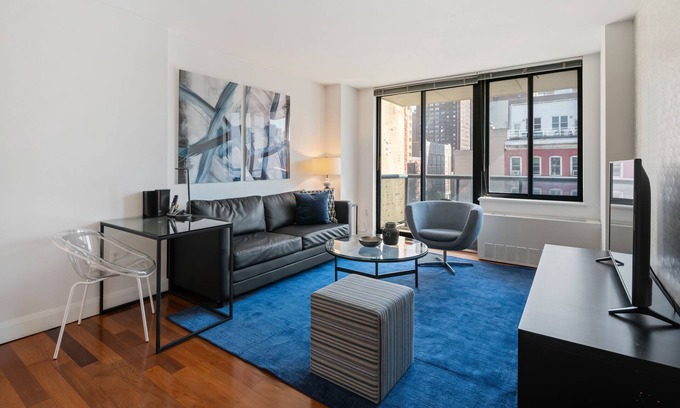 Gramercy Apartment | Exquisite 1 Bedroom in Gramercy Park & Subways