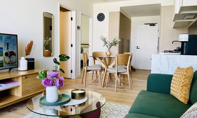 Clayton Apartment | Exquisite 2BR apartment with resort and mountains Views