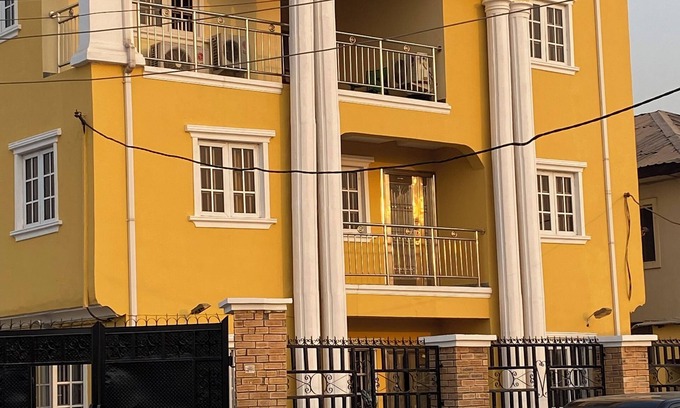Ikotun Apartment | "Exquisite 3 Bed Flat 2.5 bath"