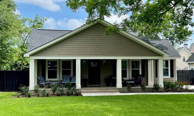 Aiken House | Exquisite furnished rental in Downtown Aiken!