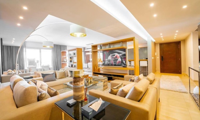 Ikoyi Apartment | Exquisite Three Bedroom