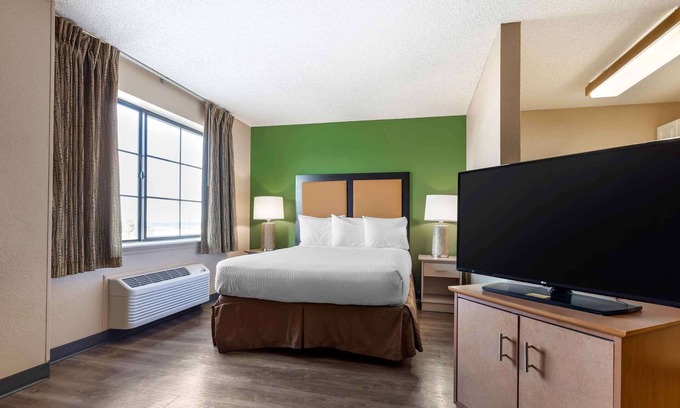 Englewood Hotel | Extended Stay America Select Suites Denver Tech Center South