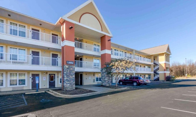 Roanoke Hotel | Extended Stay America Select Suites - Roanoke - Airport